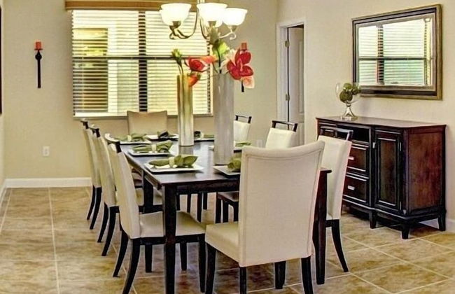 Cozy Pool 4 Bed Home With Spa 4 Bedroom Home by RedAwning - Foto 19
