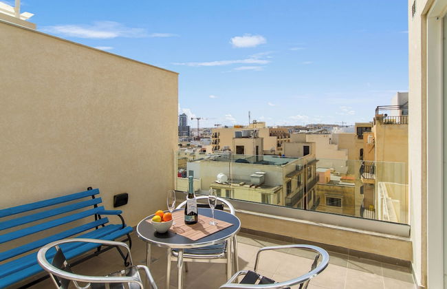 A Sunny Penthouse Modern 2 bdr - Sliema - Foto 1