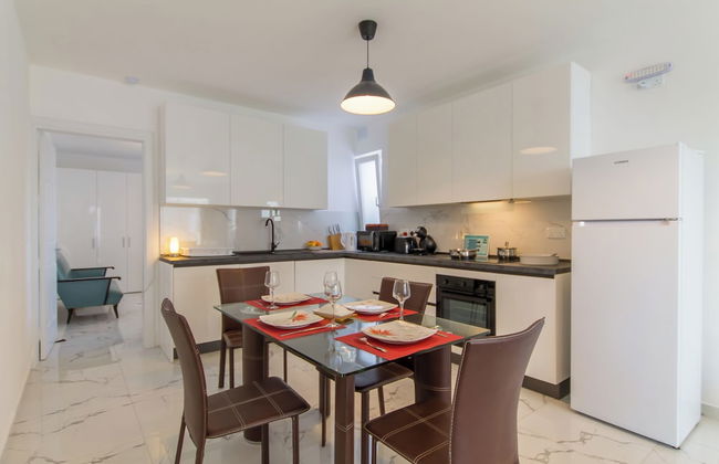A Sunny Penthouse Modern 2 bdr - Sliema - Foto 15