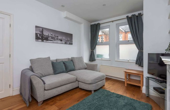 Ground Floor Apartment - Private Garden - Foto 12