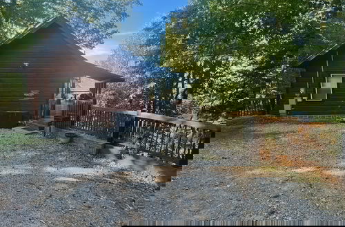 Photo 35 - Picture Perfect 2 Bedroom Cabin by RedAwning