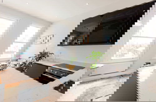 Foto 8 - Lillie Road Residence I