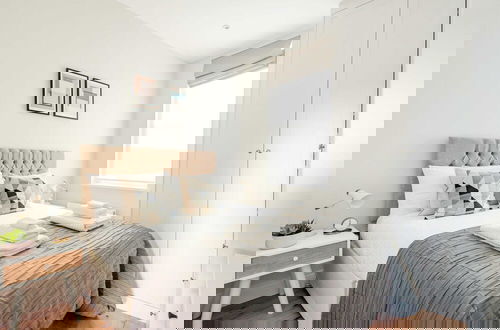 Foto 2 - Lillie Road Residence I