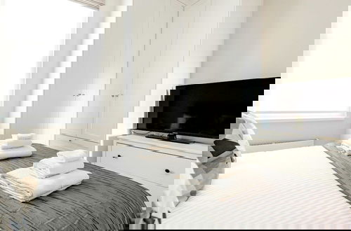 Foto 1 - Lillie Road Residence I