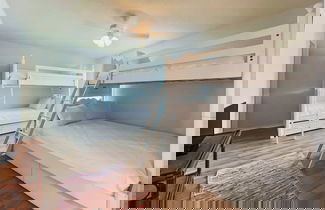 Foto 3 - On the Beach - 2 Br townhouse by RedAwning