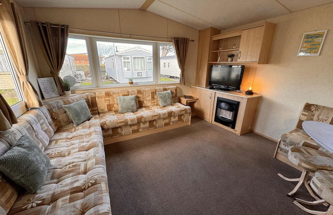 3 Bed Caravan - Sleeps 8 - Pet Friendly, Parking - Foto 14