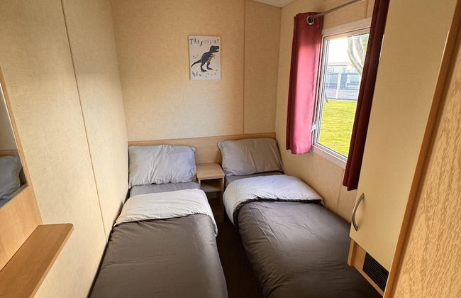 3 Bed Caravan - Sleeps 8 - Pet Friendly, Parking - Foto 2