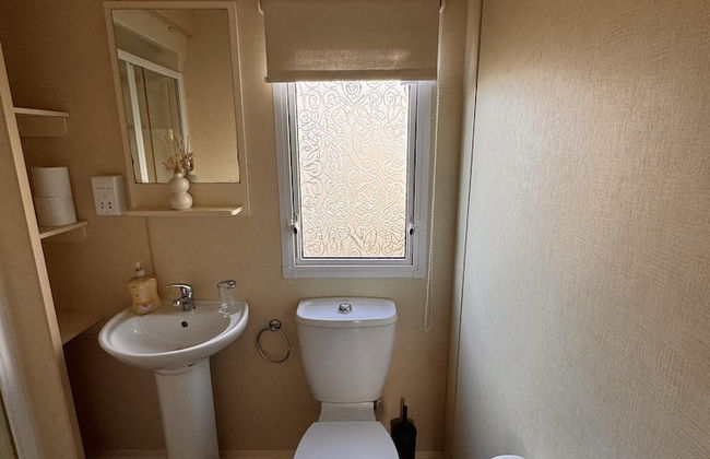 3 Bed Caravan - Sleeps 8 - Pet Friendly, Parking - Foto 22