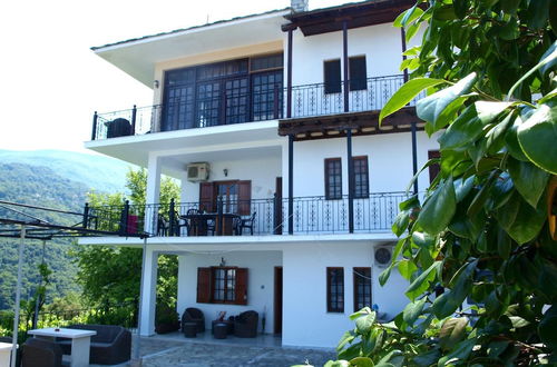 Photo 12 - Paradeisos Double Room With Balcony 2