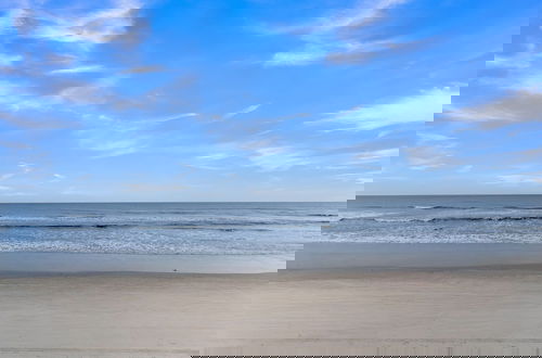 Photo 28 - Cute 1br Directly On Beach 1 Bedroom Condo by RedAwning