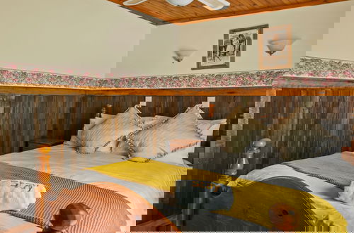 Photo 1 - StayAU 3BR Quaint Countryside Cottage