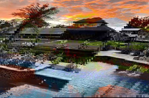 Foto 1 - Awesome Location with Dock, Pool, Bicycles & Kayaks by RedAwning