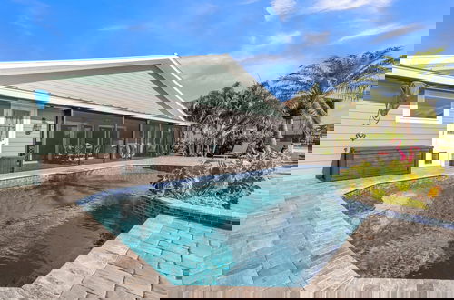 Foto 15 - Awesome Location with Dock, Pool, Bicycles & Kayaks by RedAwning