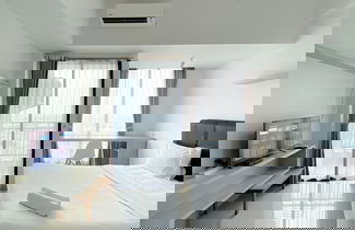 Foto 1 - Modern Look And Comfy Studio At Pollux Chadstone Apartment
