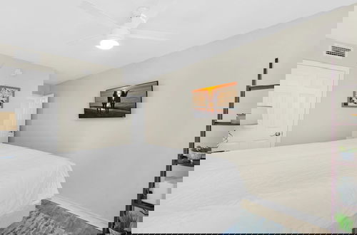 Foto 5 - Enclave 302b
