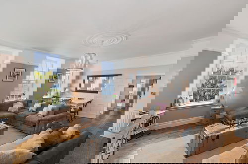 Photo 2 - Laston Garden Apartment - Sea Views Large Terrace