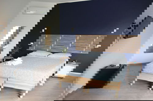 Photo 4 - Levante