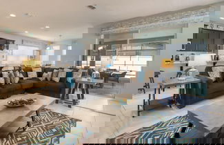 Foto 1 - Ultimate Resort Retreat Stunning 6-bedroom Haven