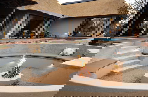 Photo 4 - Villa Uthando Stylish Brand new Villa With Amazing Views