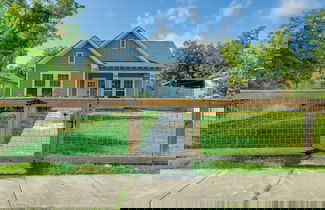 Foto 3 - Centrally Located Stunning 3BR 2BA Near Downtown
