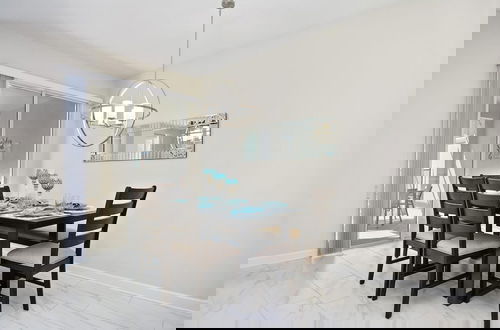 Foto 3 - Gorgeous Home in Unbeatable Location