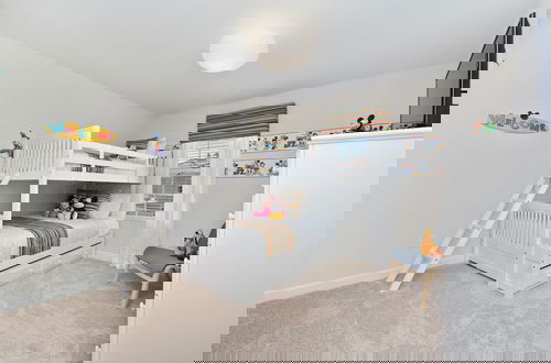 Foto 13 - Gorgeous Home in Unbeatable Location