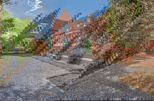 Foto 36 - Luxury Home With Large Garden - The School House
