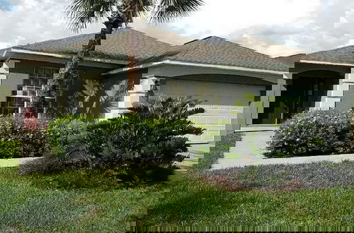 Foto 36 - 4 Bed 3 Bath in a Gated Community With Pool