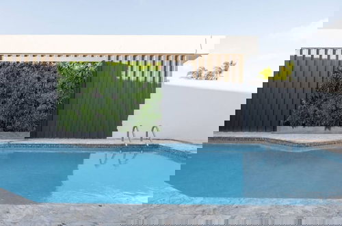 Foto 44 - Vistamar Private Waterfront Home Pool