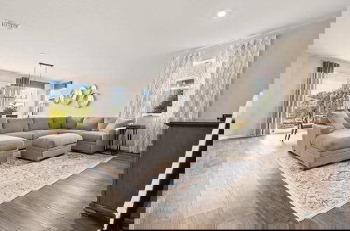 Photo 1 - Florida Retreat Home w Fast-wifi Patio King Bed