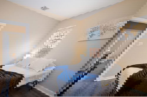 Foto 42 - 3BR 2BA Remodeled House Near Downtown