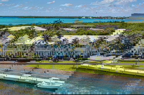 Foto 70 - Waterfront Luxury Villa With Sunset Views And Boat Slip 3 Bedroom Townhouse by RedAwning