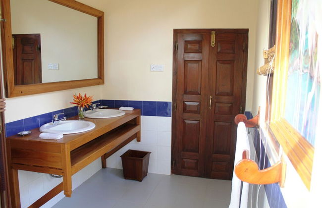 Peacock Point - Whole Villa 2 Bedroom (Sleeps 4) - Photo 10