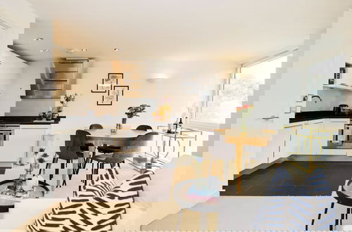 Foto 5 - The River Thames Hideout - Modern 1bdr Flat