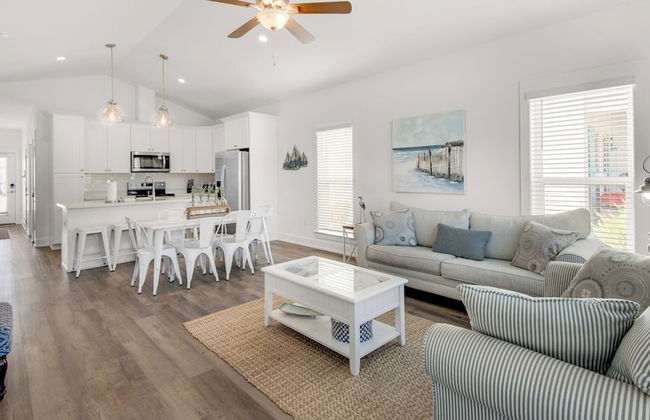 Beautiful Coastal Chic Home for 9 + Neighborhood Pool in Panama City Beach - Foto 17