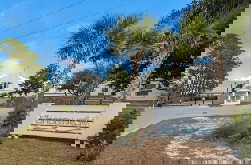 Foto 30 - Beautiful Coastal Chic Home for 9 + Neighborhood Pool in Panama City Beach
