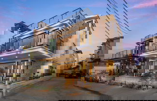 Photo 1 - Beach Paradise Stunning 3-story in Long Beach!