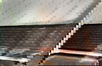 Photo 3 - Golden Apartment