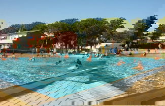 Foto 1 - Modern Apartment With Swimming Pools - Beahost