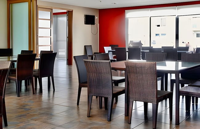 Oceana Suites Ocean Drive - Photo 30