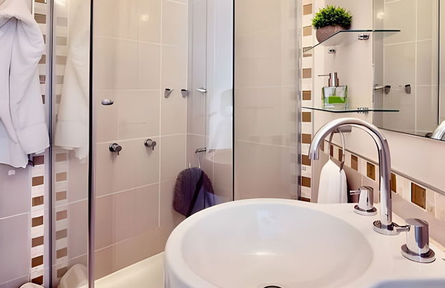 Oceana Suites Ocean Drive - Photo 12