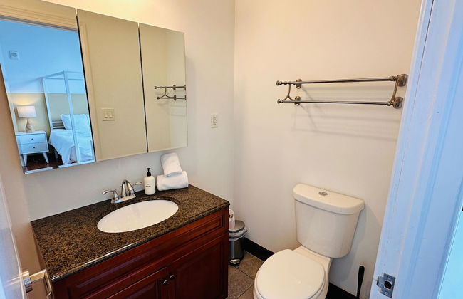 Sosuite 2BR Apt w Balcony W D Gym On-site Bar - Foto 29