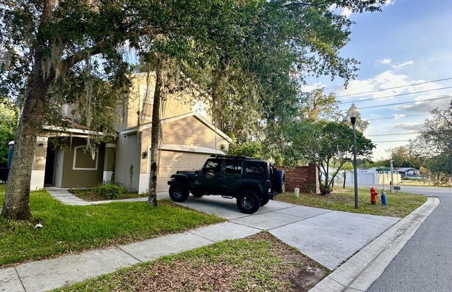 Panoramic 4BR Superior Pool Home Near Disney - Foto 1