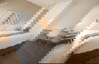 Photo 2 - w High Ceiling and Classy 2BR in Miraflores