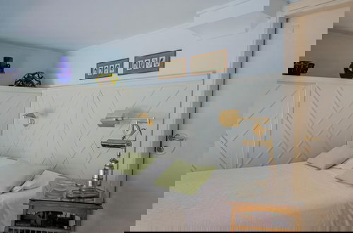 Photo 13 - Charming Loft Camerelle