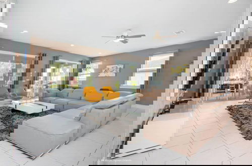 Foto 10 - Stylish Family Home Sleeps 22 Enc101