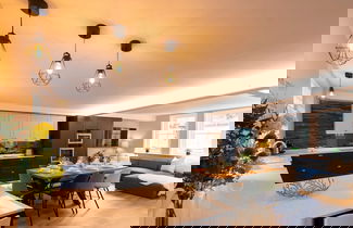 Photo 1 - The Victoria - Central Luxury Home