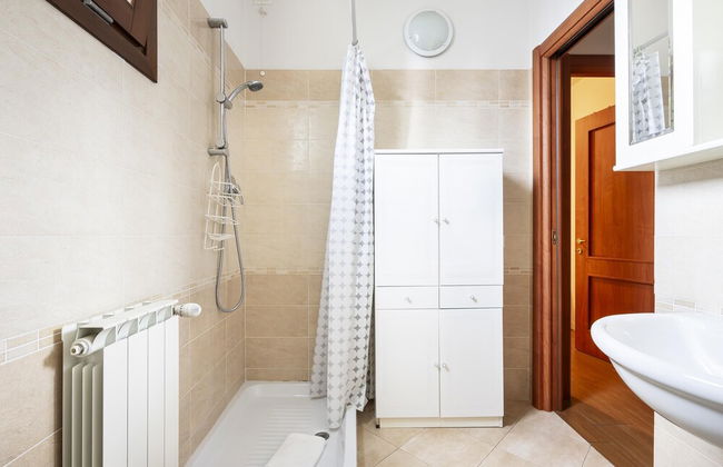 Berni in Florence With 1 Bedrooms and 1 Bathrooms - Photo 19