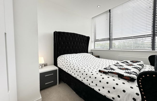 Condo Apartment With Workspace - Foto 8