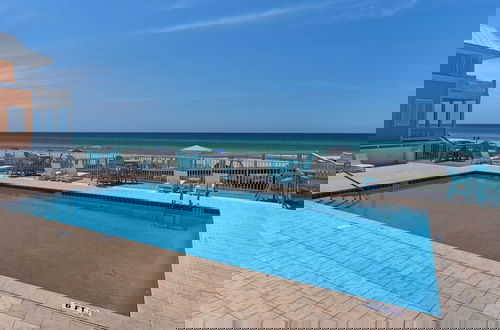 Foto 57 - Private Splash Pool + Carriage House, 1 House to Beach w/ Beach Chair Setup!